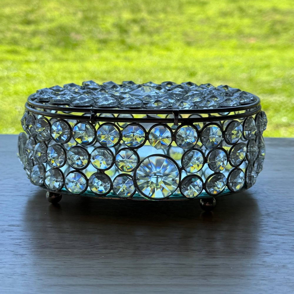 Nanette Lepore Crystal Oval Trinket Box Mirrored Silver Tone Jewelry Case 8 Inch